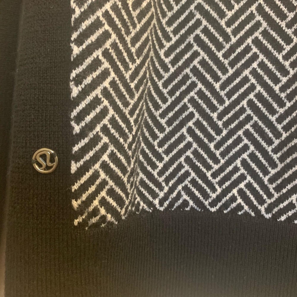 Lululemon Sweater Size 10